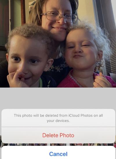 How to Delete Photos from an iPhone